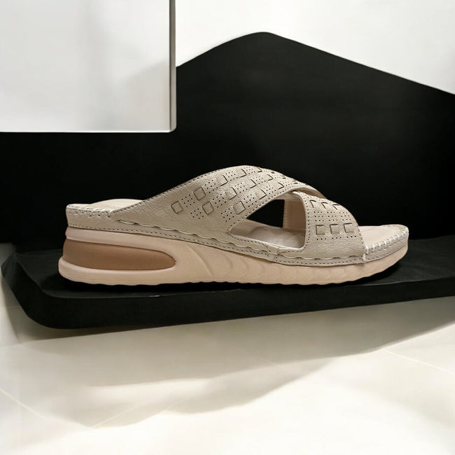 Criss-Cross Dr. Shoe-811 Main Image