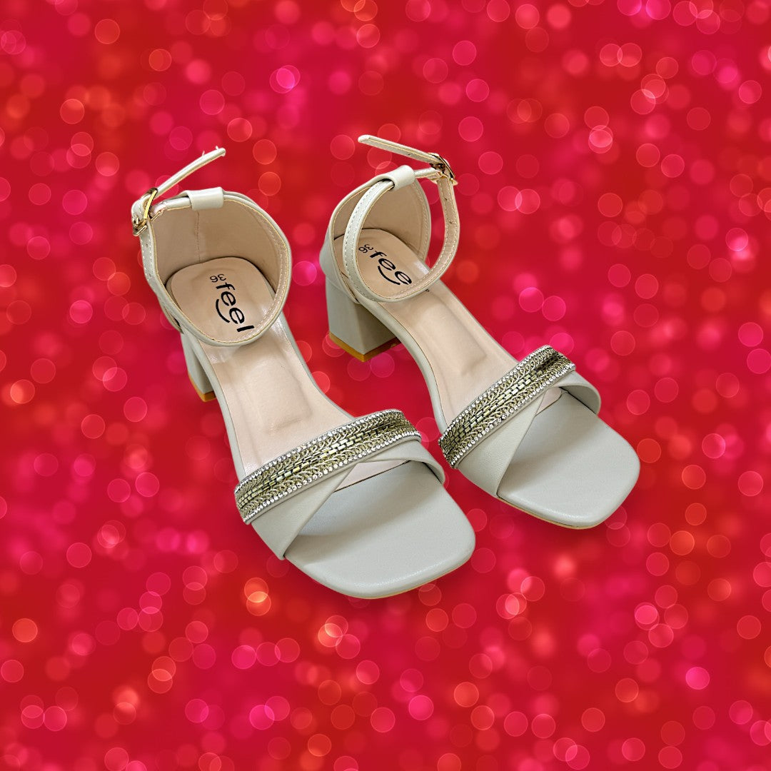 Box Heel With Belt-841