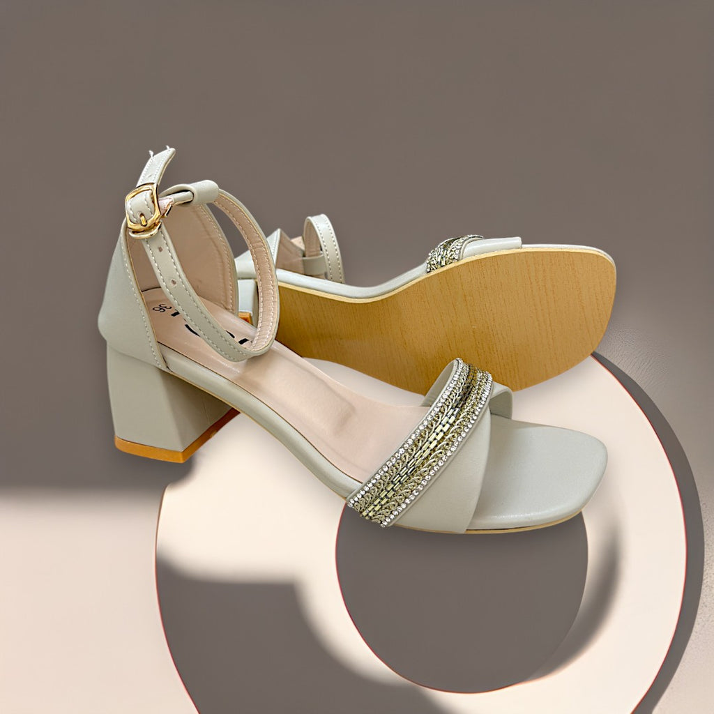 Box Heel With Belt-841
