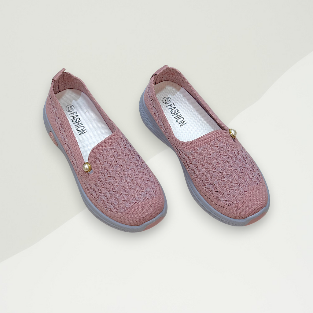 Women’s Casual Mesh Slip-On Loafer / Comfort Sneaker-901