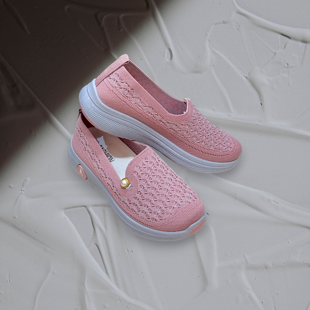 Women’s Casual Mesh Slip-On Loafer / Comfort Sneaker-901