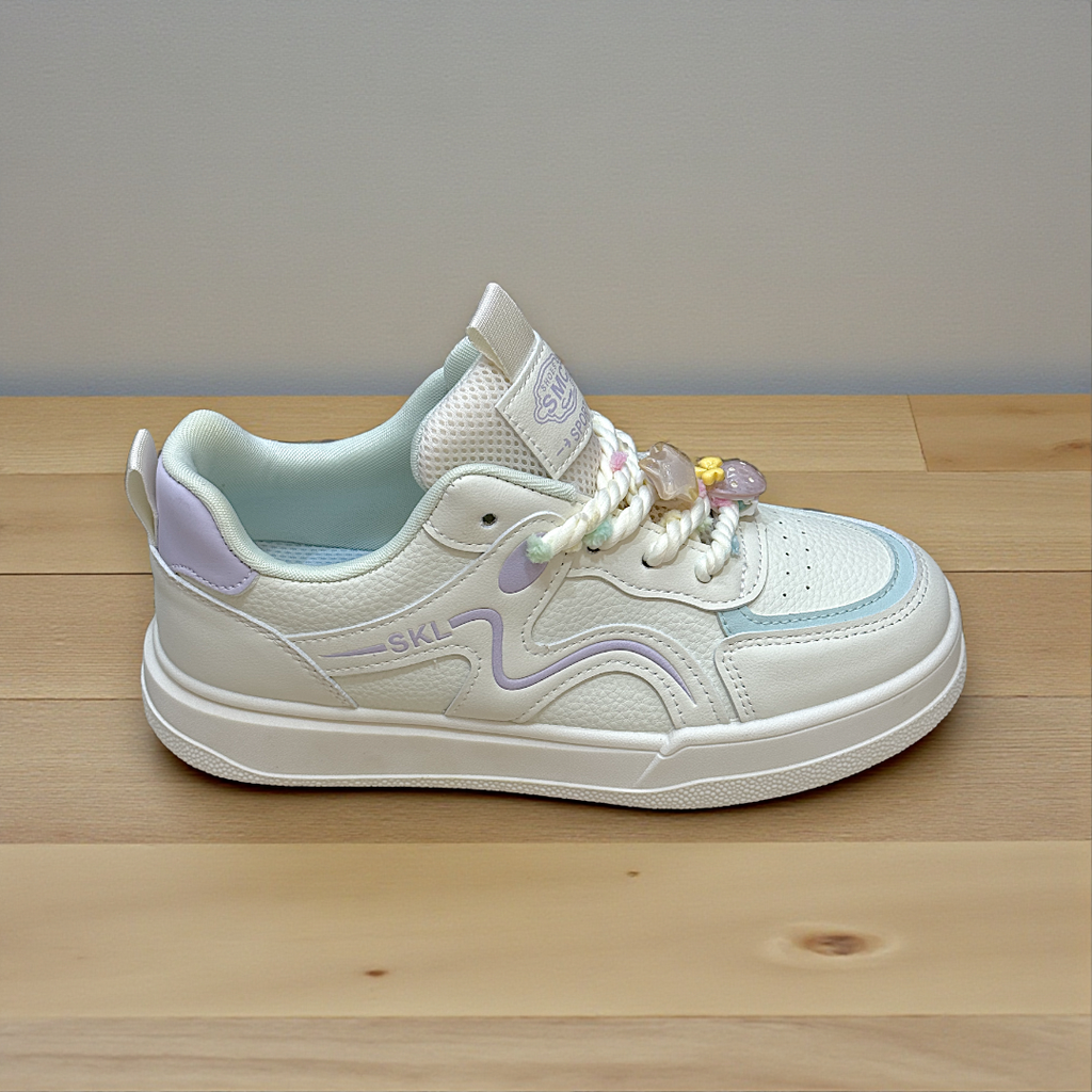 Women Sneakers-935