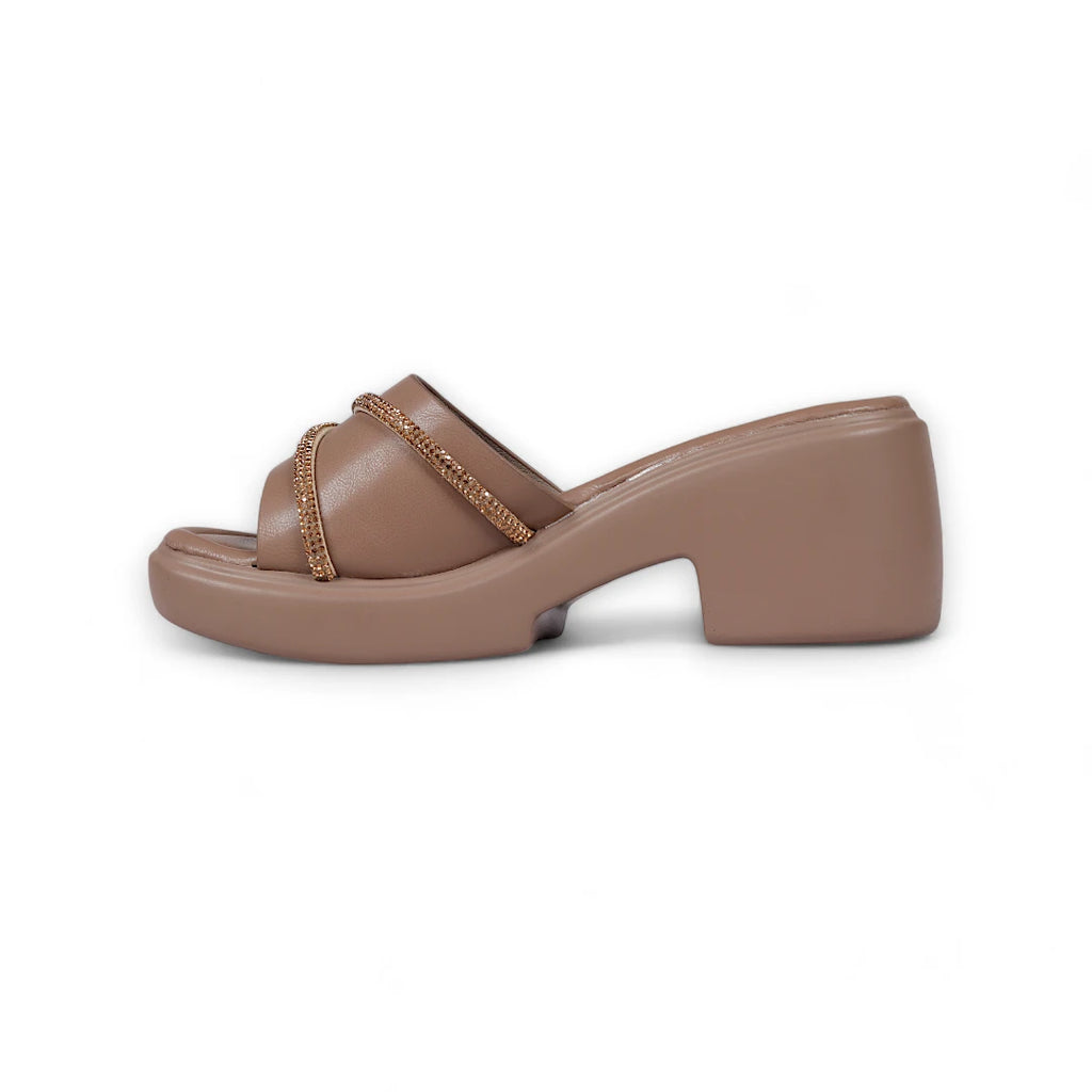 SQUARE TOE HEEL