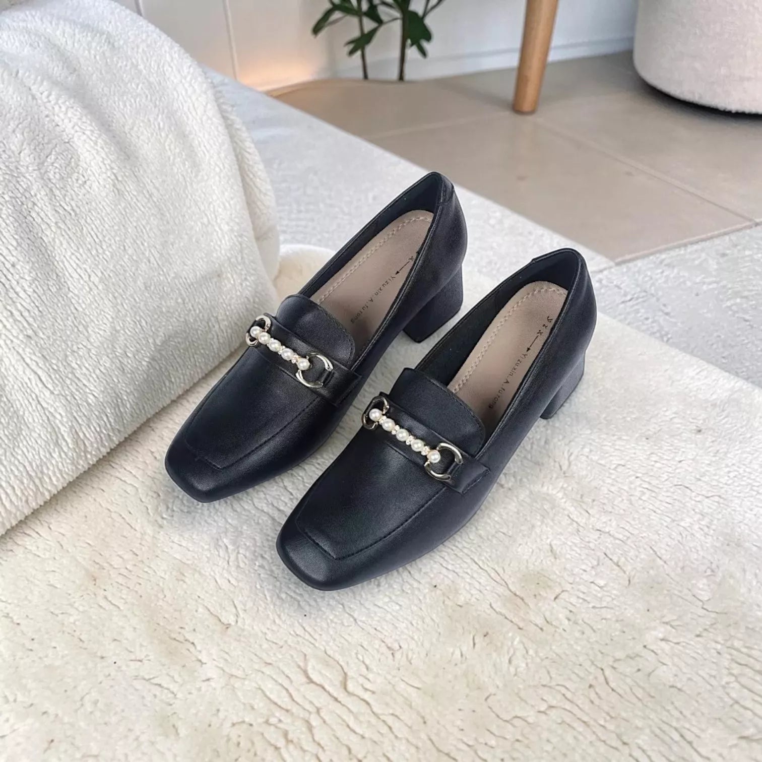 Black Leather Loafer-1055