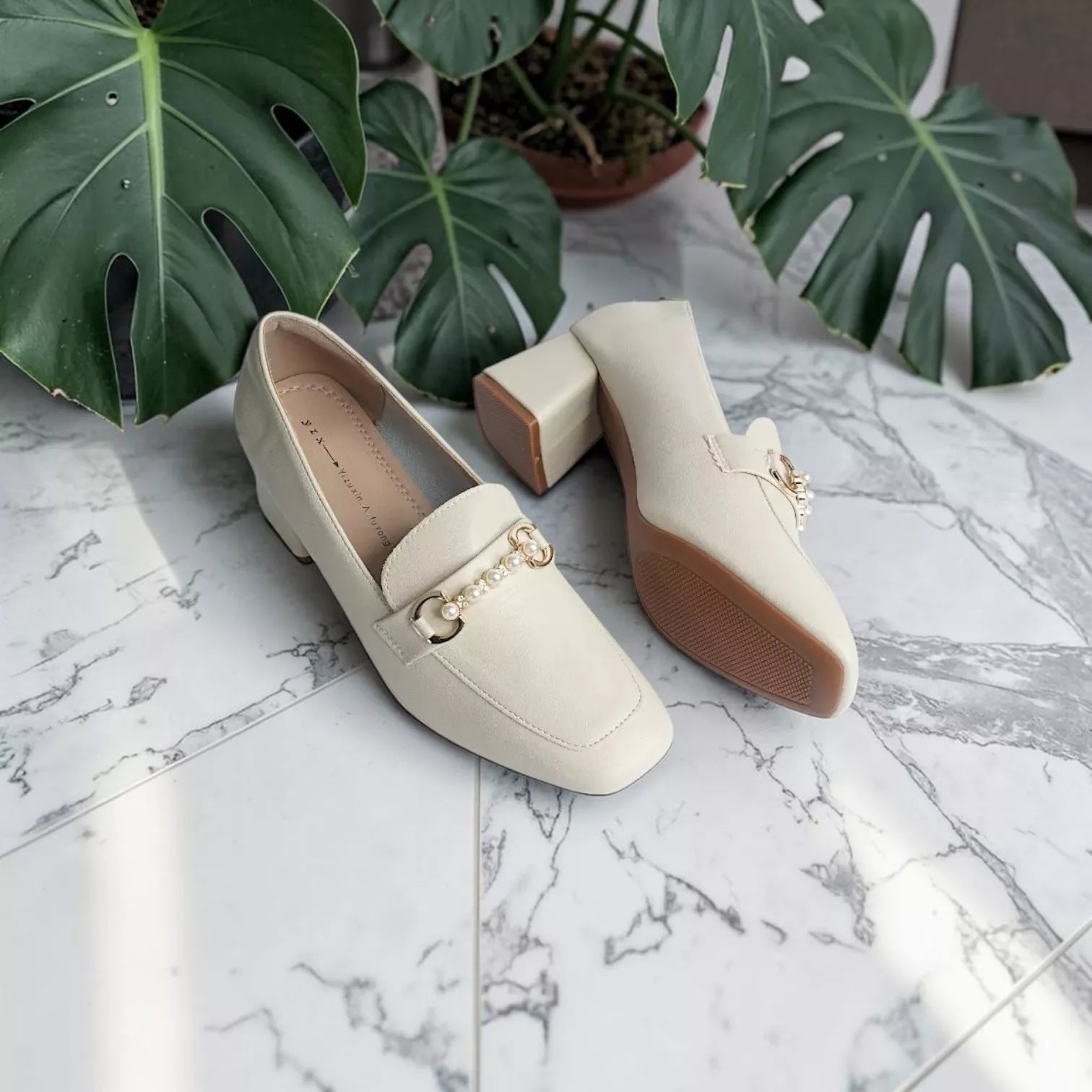 Women Leather Loafer-1056