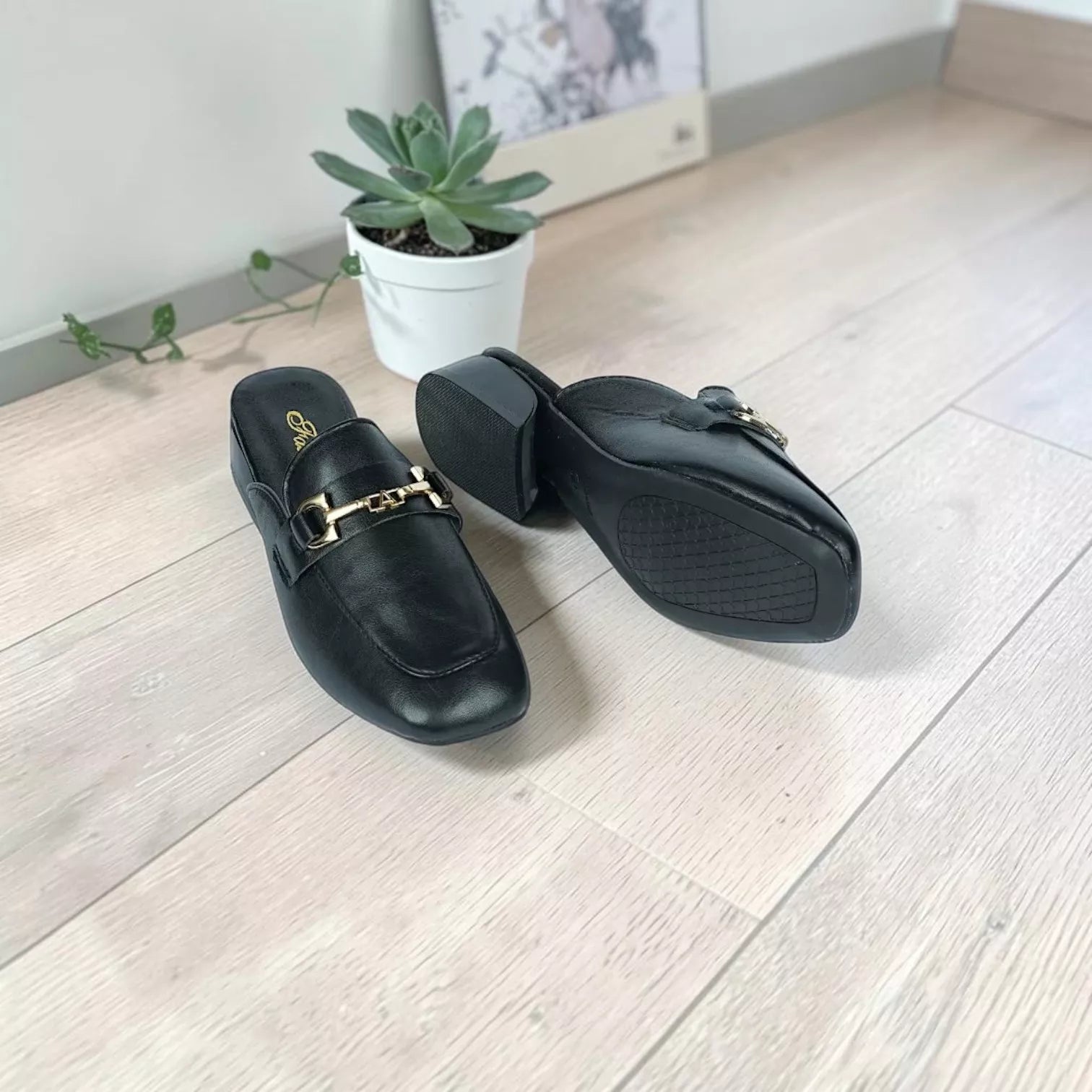 Leather Half-Loafer-1060