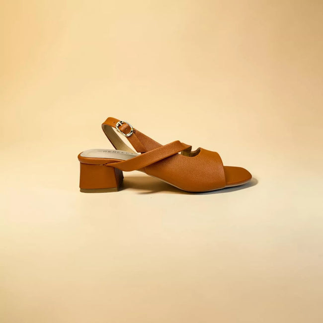 Women's Box Heel-1100 Hover Image