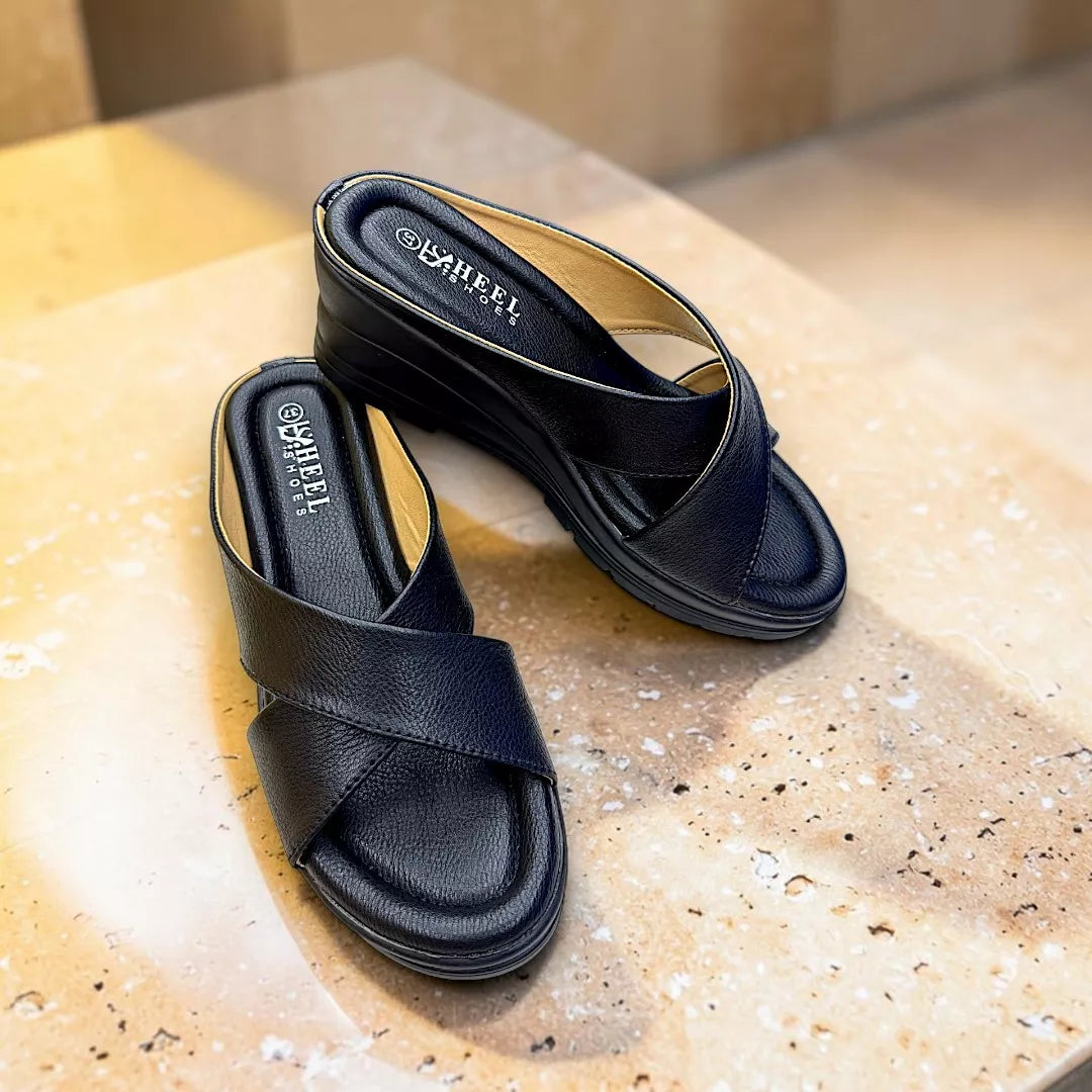 Cross Strap Boston-1125