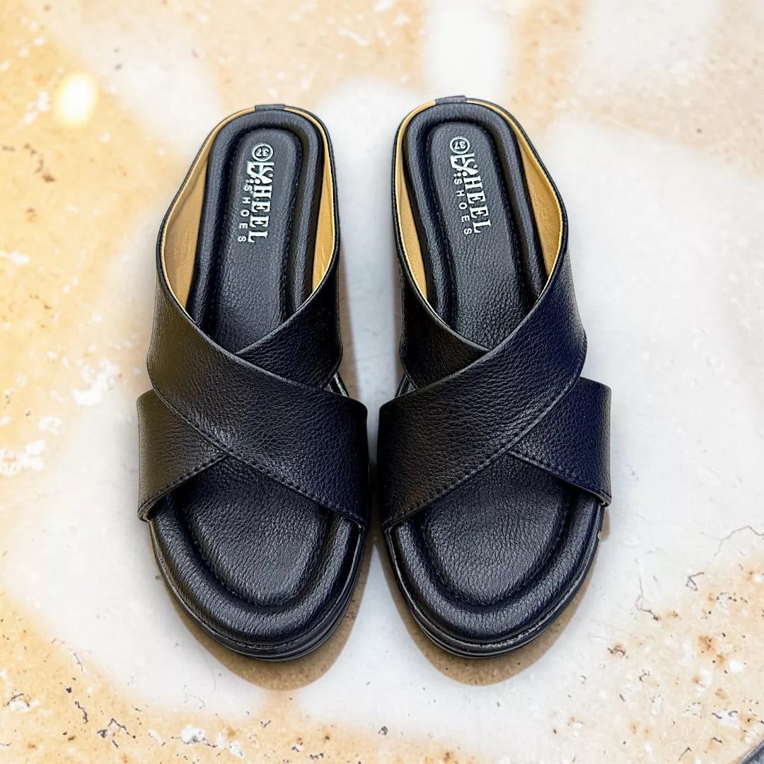 Cross Strap Boston-1125