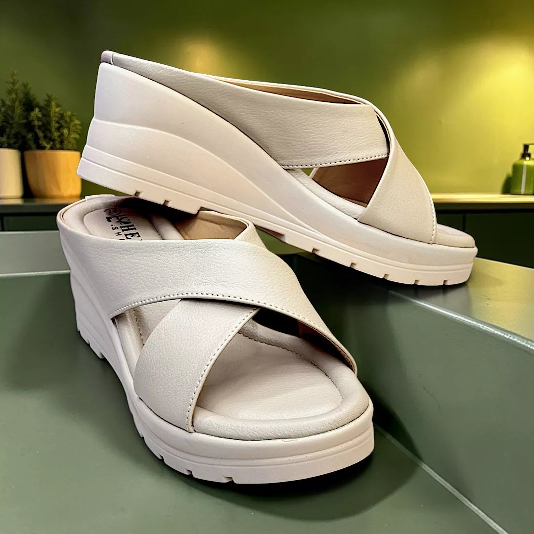 Cross Strap Boston-1144